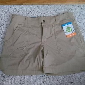 Women's Columbia shorts